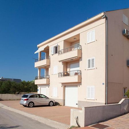 Apartment Dragana Макарска Экстерьер фото